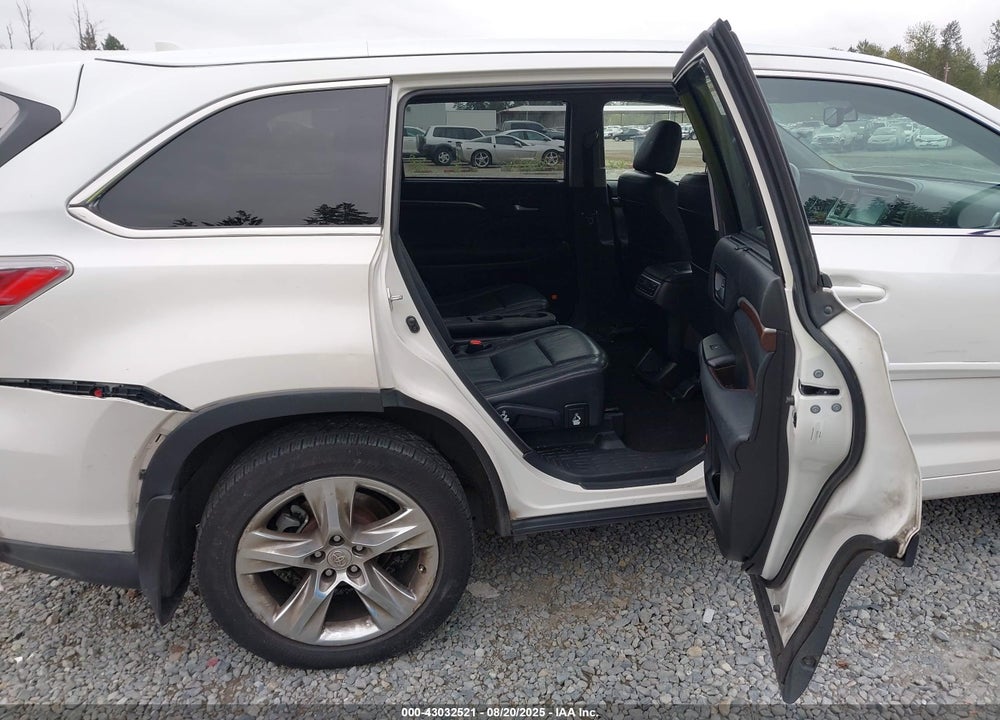 2015 TOYOTA HIGHLANDER VIN: 5TDDKRFH1FS156888