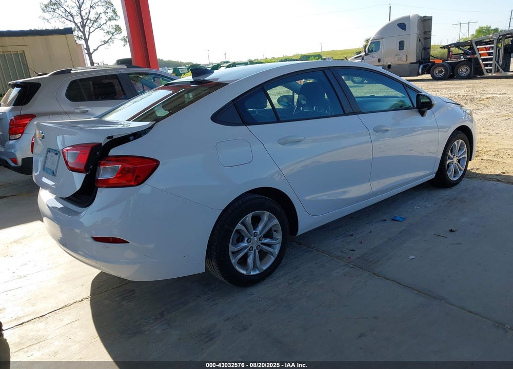 2019 CHEVROLET CRUZE VIN: 1G1BC5SM6K7153157