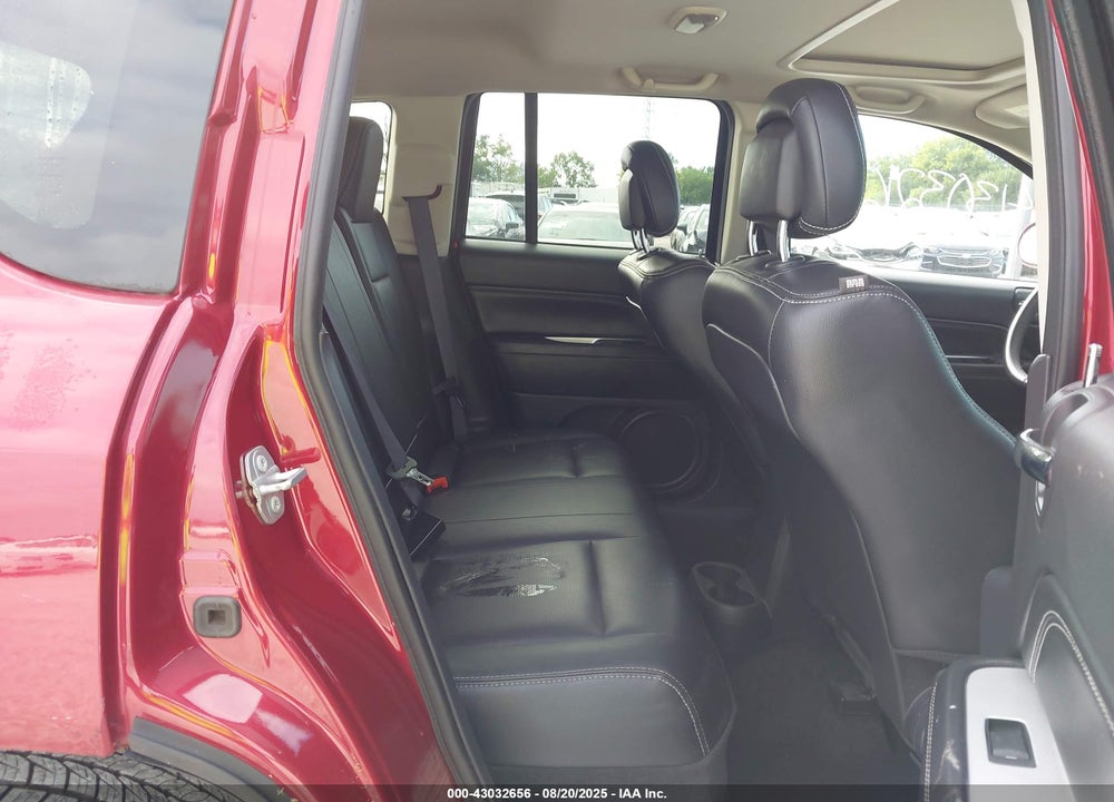 2017 JEEP COMPASS VIN: 1C4NJDEB2HD107589