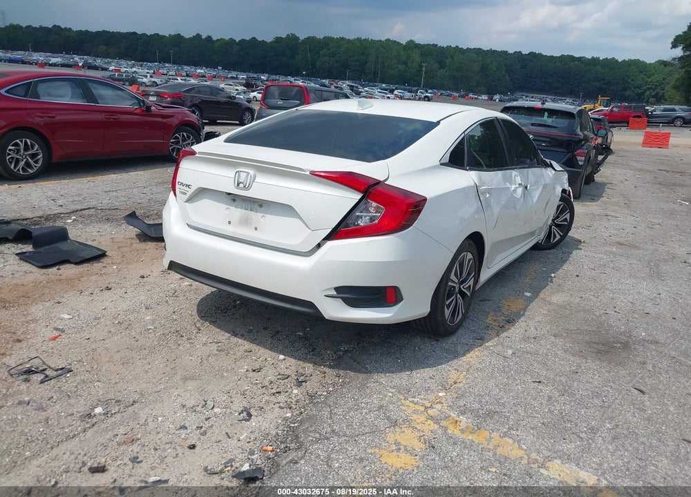 2017 HONDA CIVIC VIN: 19XFC1F33HE029083