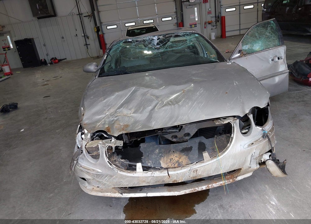 2008 BUICK LACROSSE CXL VIN: 2G4WD582581224829