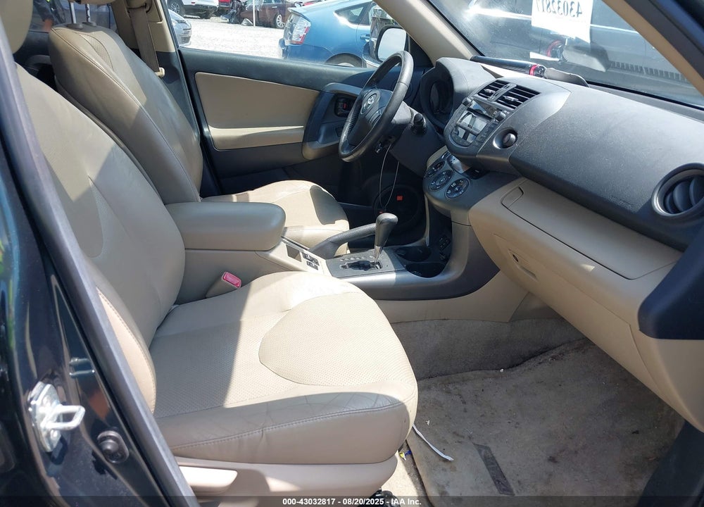 2011 TOYOTA RAV4 LIMITED VIN: 2T3YF4DV2BW092886