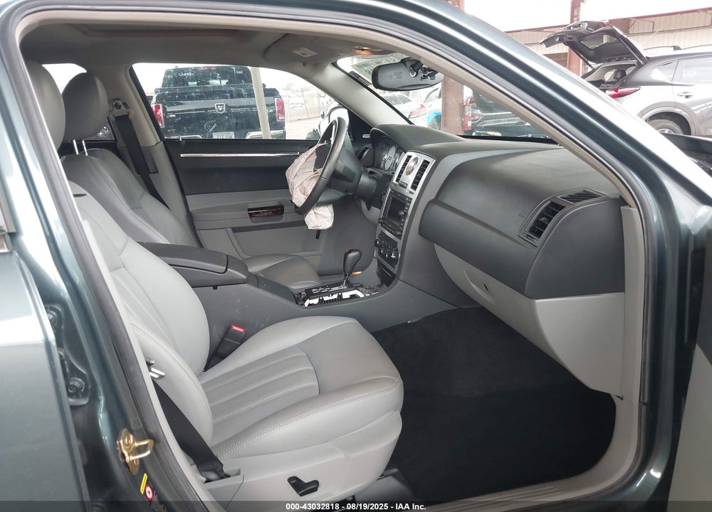 2006 CHRYSLER 300 VIN: 2C3LA63H46H218109
