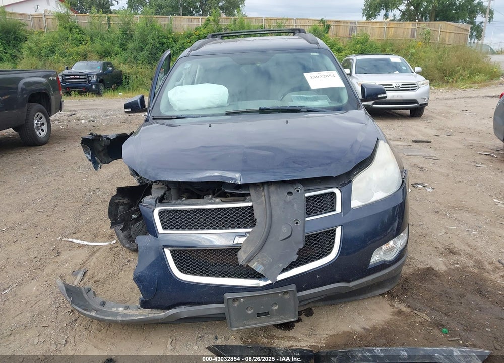 2009 CHEVROLET TRAVERSE VIN: 1GNER23D39S135360