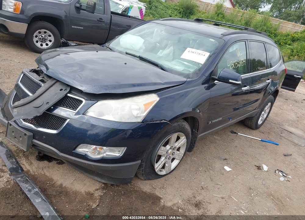 2009 CHEVROLET TRAVERSE VIN: 1GNER23D39S135360