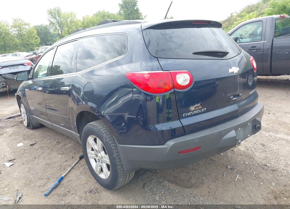 2009 CHEVROLET TRAVERSE VIN: 1GNER23D39S135360