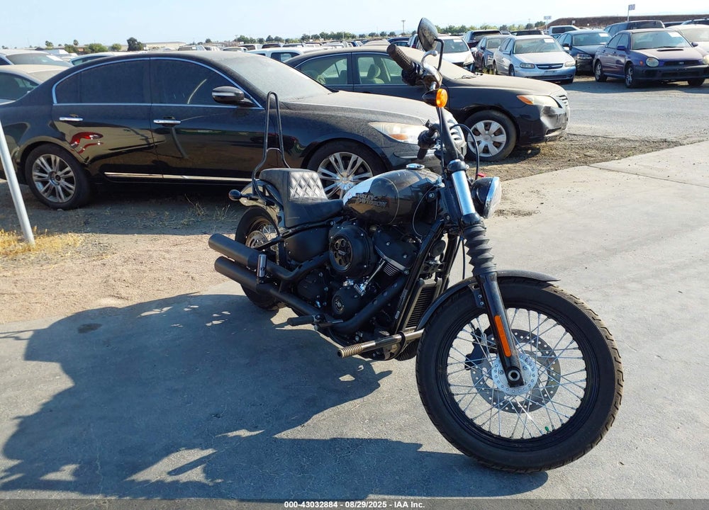 2020 HARLEY-DAVIDSON FXBB VIN: 1HD1YJJ28LB041700