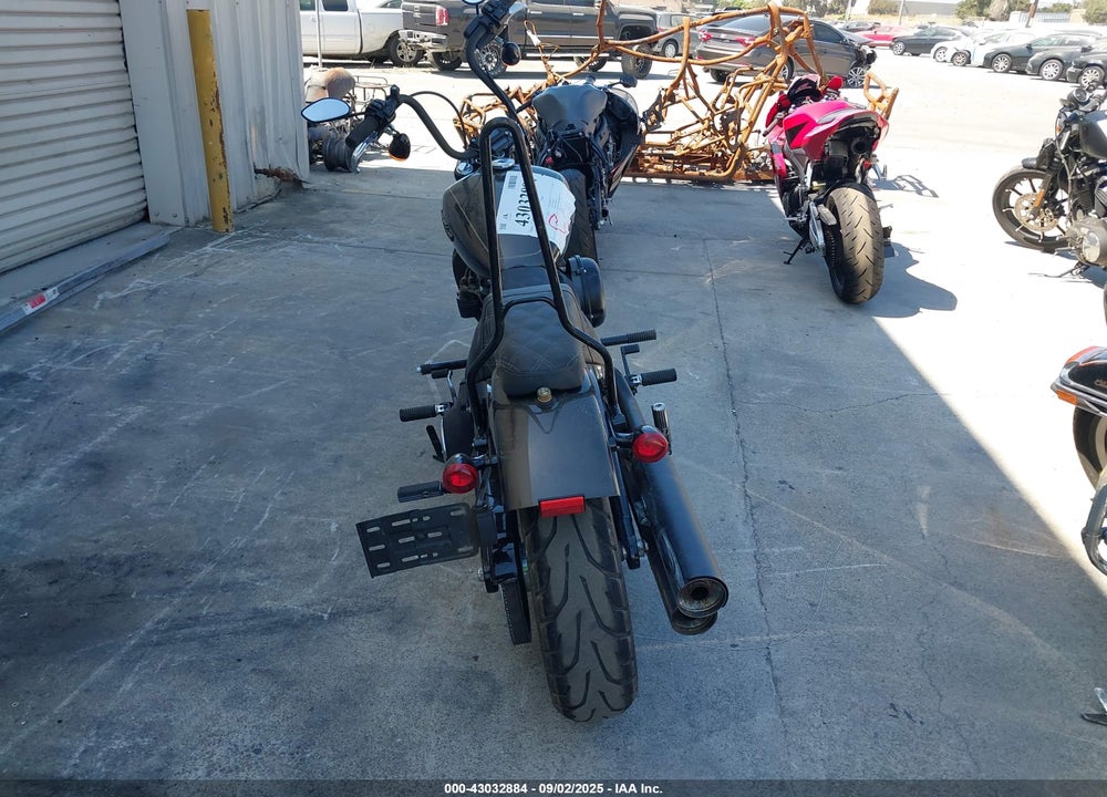 2020 HARLEY-DAVIDSON FXBB VIN: 1HD1YJJ28LB041700