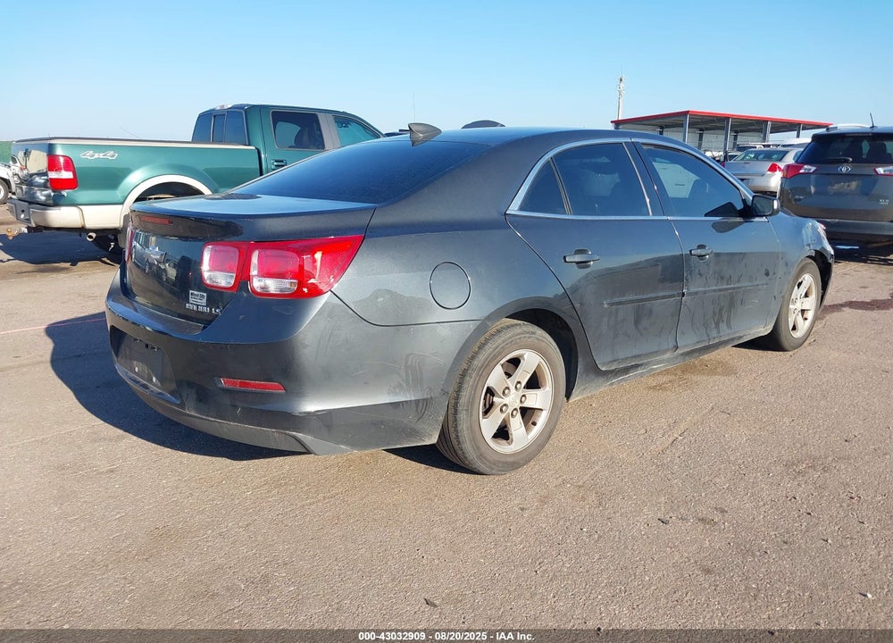2015 CHEVROLET MALIBU LS VIN: 1G11B5SL4FF172680