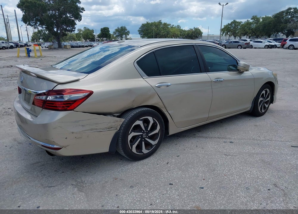 2017 HONDA ACCORD VIN: 1HGCR2F89HA040631