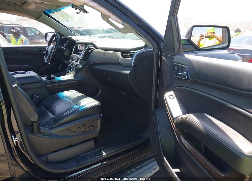 2015 CHEVROLET SUBURBAN 1500 VIN: 1GNSCHKC0FR613219