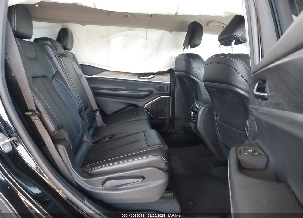 2021 JEEP GRAND CHEROKEE L VIN: 1C4RJJBGXM8207930