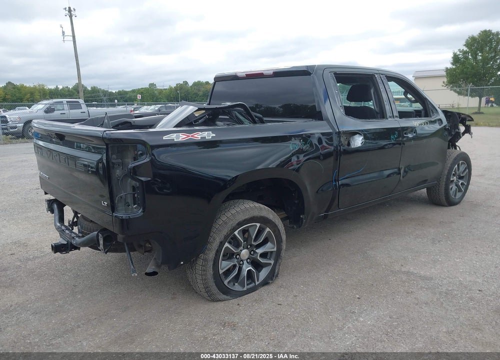 2024 CHEVROLET SILVERADO 1500 4WD SHORT BED LT WITH 2FL VIN: 1GCPDKEK0RZ105087