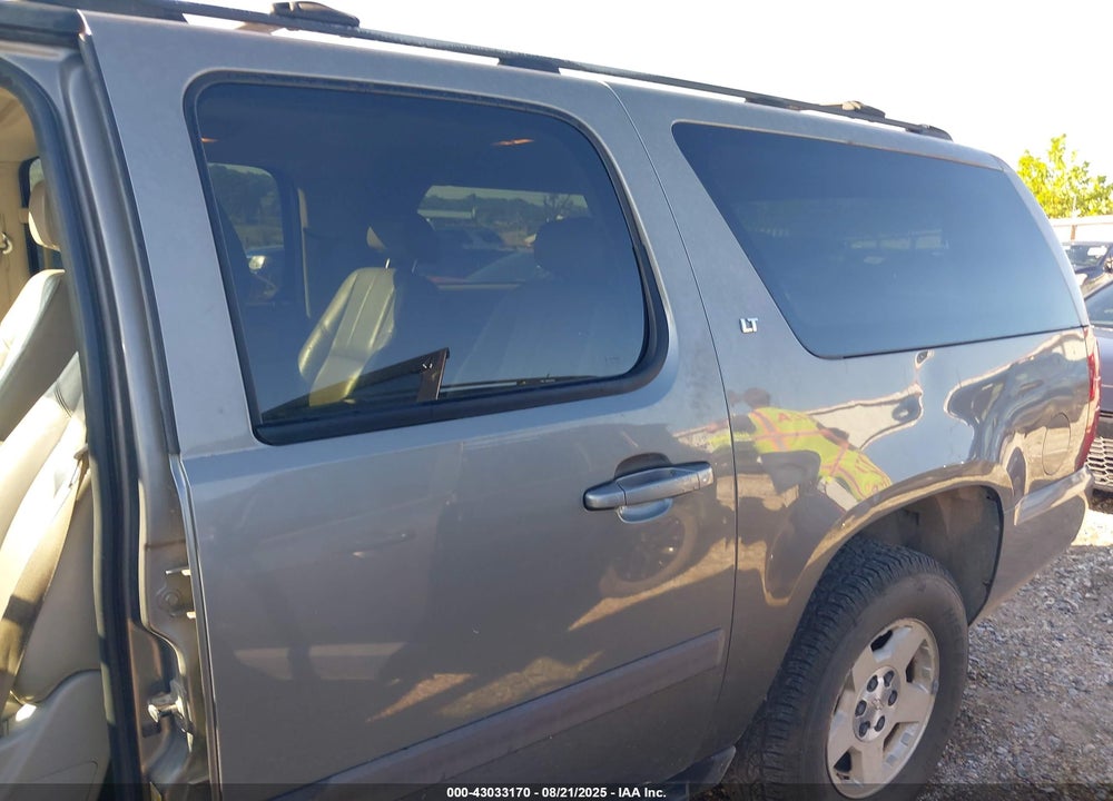 2007 CHEVROLET SUBURBAN 1500 LT VIN: 1GNFC16J07J230222