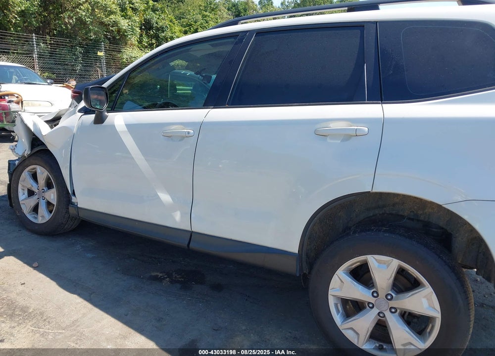 2016 SUBARU FORESTER VIN: JF2SJABC6GH472784