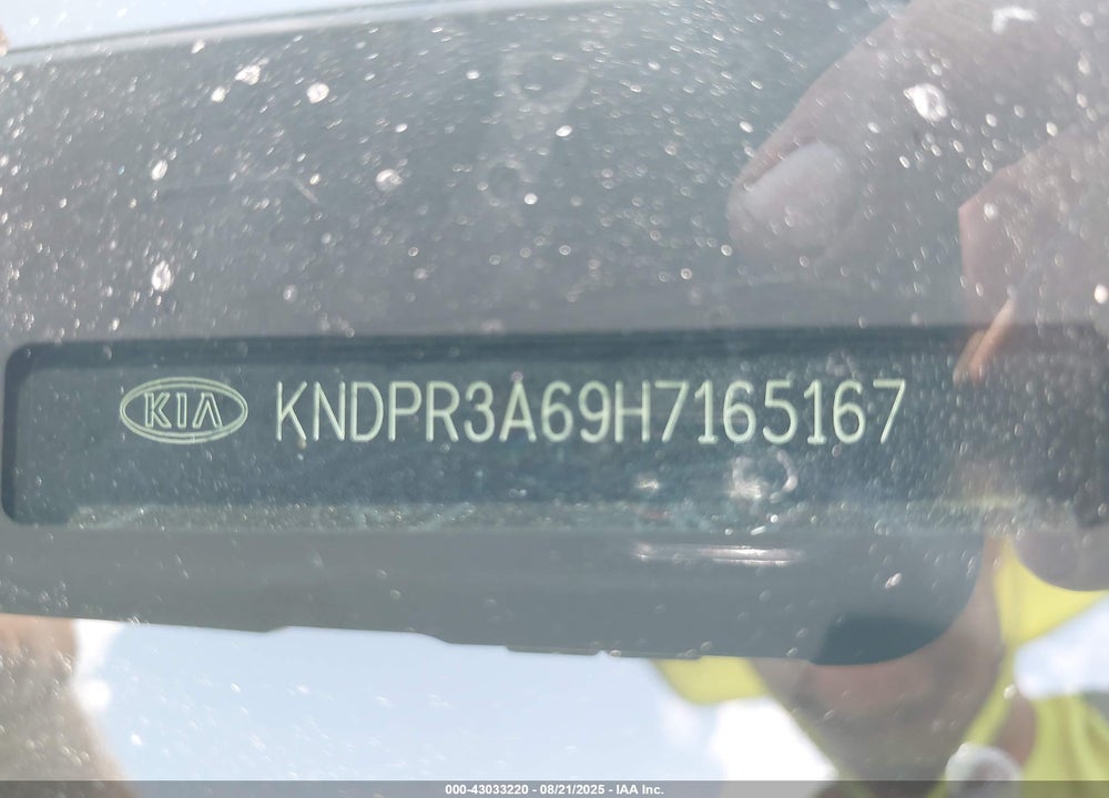 2017 KIA SPORTAGE VIN: KNDPR3A69H7165167