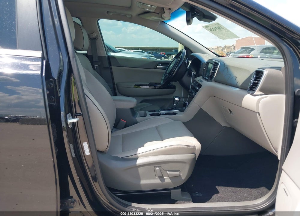2017 KIA SPORTAGE VIN: KNDPR3A69H7165167