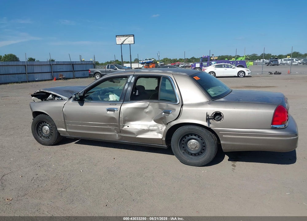 2001 FORD CROWN VICTORIA VIN: 2FAFP73W01X131209