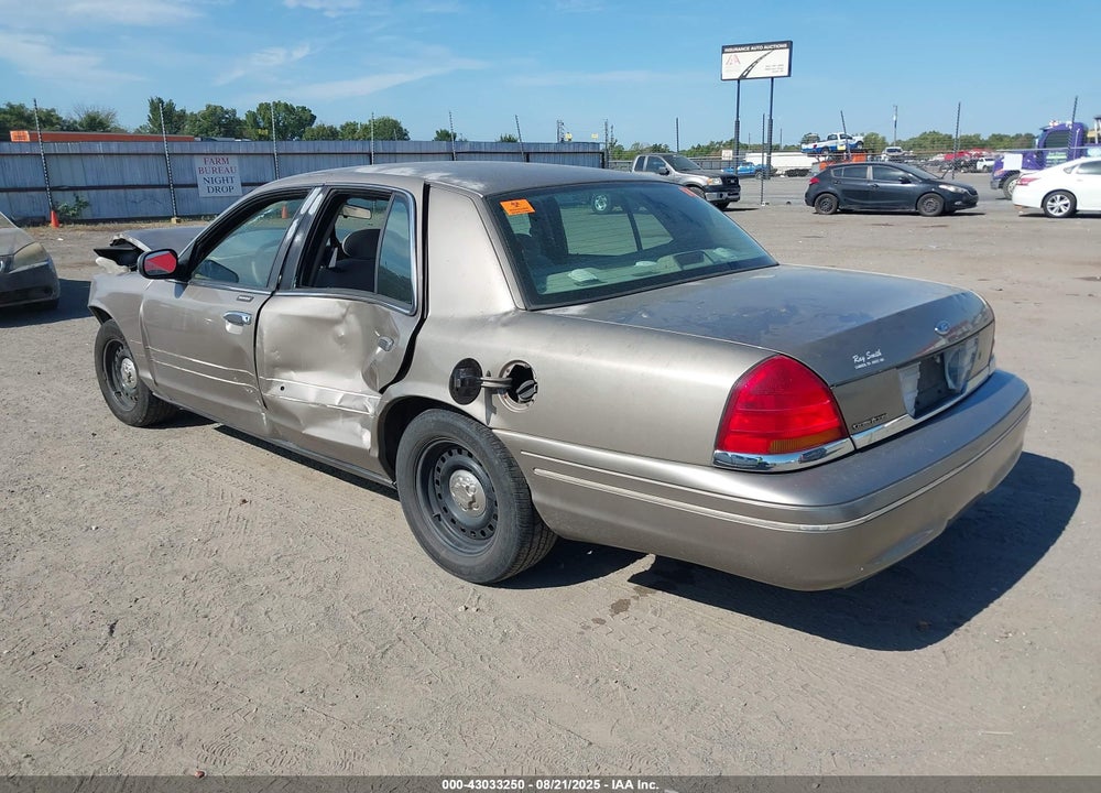 2001 FORD CROWN VICTORIA VIN: 2FAFP73W01X131209