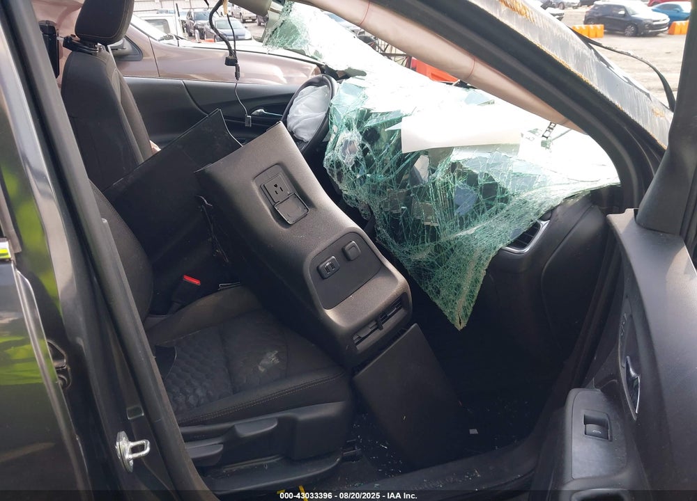2018 CHEVROLET EQUINOX VIN: 2GNAXJEV0J6121041