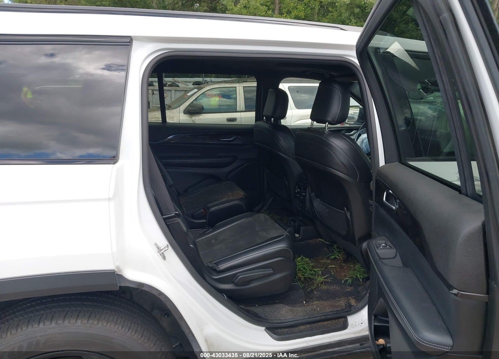 2023 JEEP GRAND CHEROKEE L VIN: 1C4RJKAG5P8101686