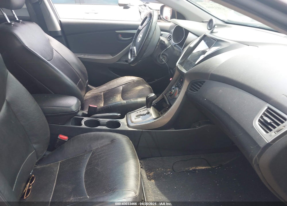 2013 HYUNDAI ELANTRA VIN: KMHDH4AE0DU918854