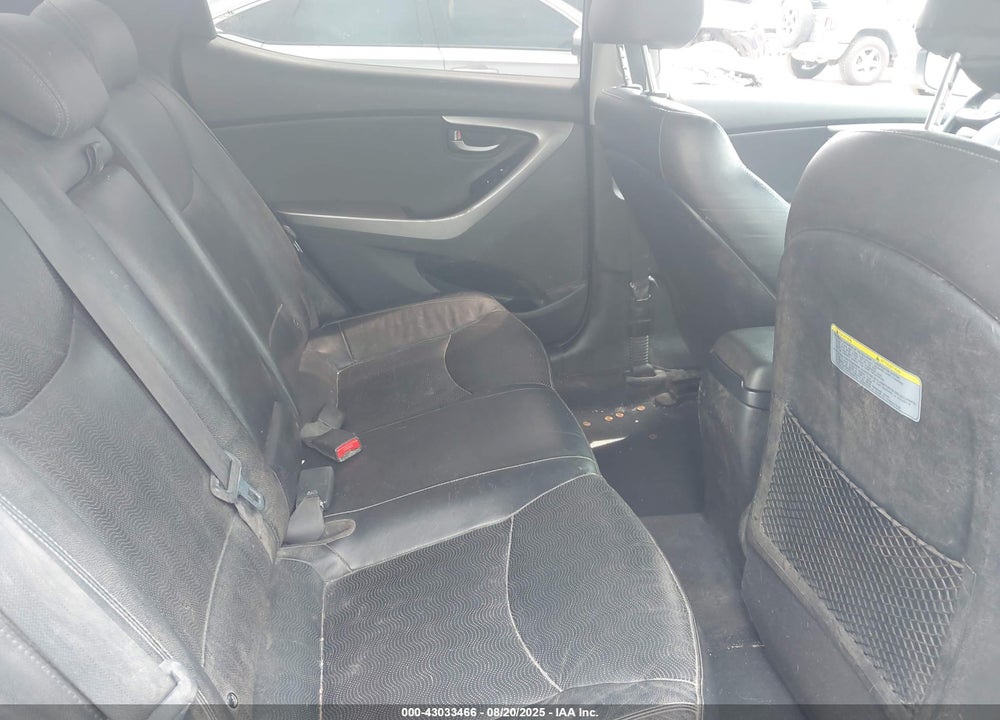 2013 HYUNDAI ELANTRA VIN: KMHDH4AE0DU918854