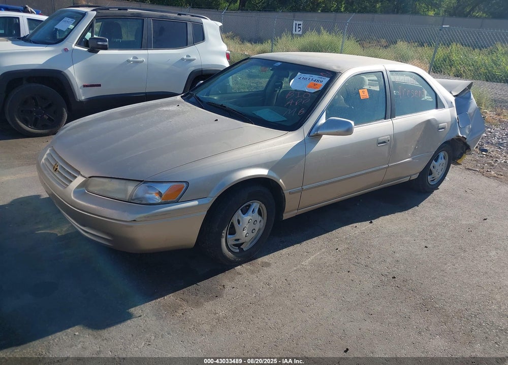 1998 TOYOTA CAMRY LE VIN: JT2BG22K2W0225665
