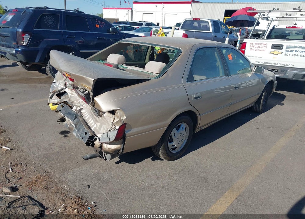 1998 TOYOTA CAMRY LE VIN: JT2BG22K2W0225665