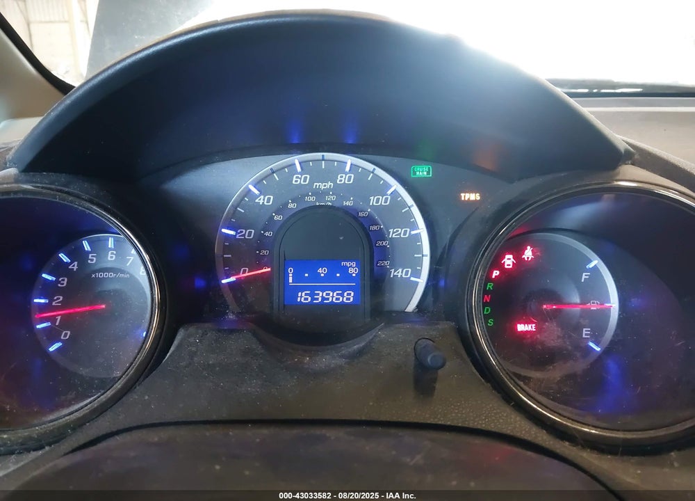 2013 HONDA FIT VIN: JHMGE8H51DC039424