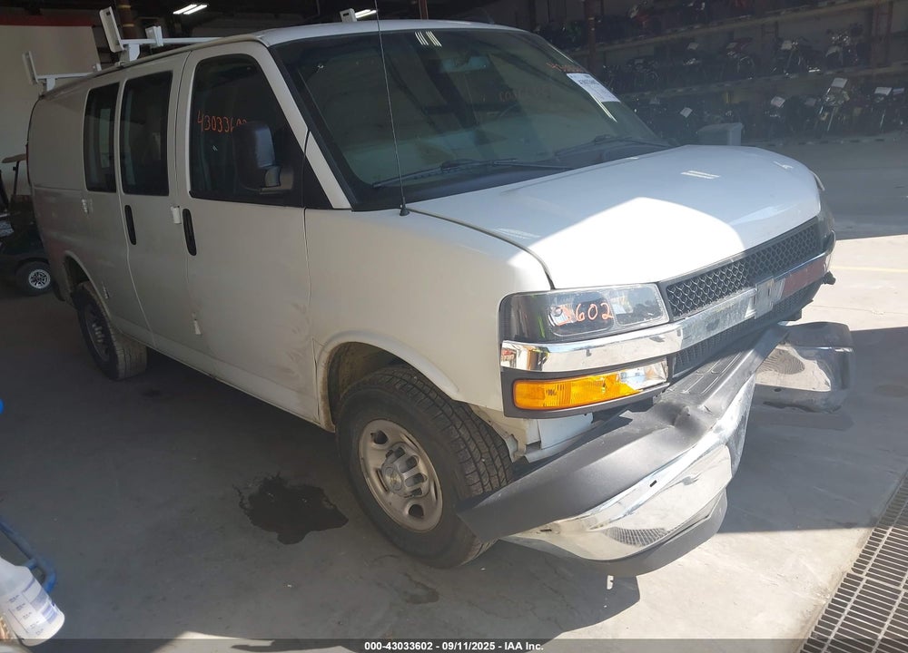 2021 CHEVROLET EXPRESS CARGO RWD 2500 REGULAR WHEELBASE WT VIN: 1GCWGAF75M1269871