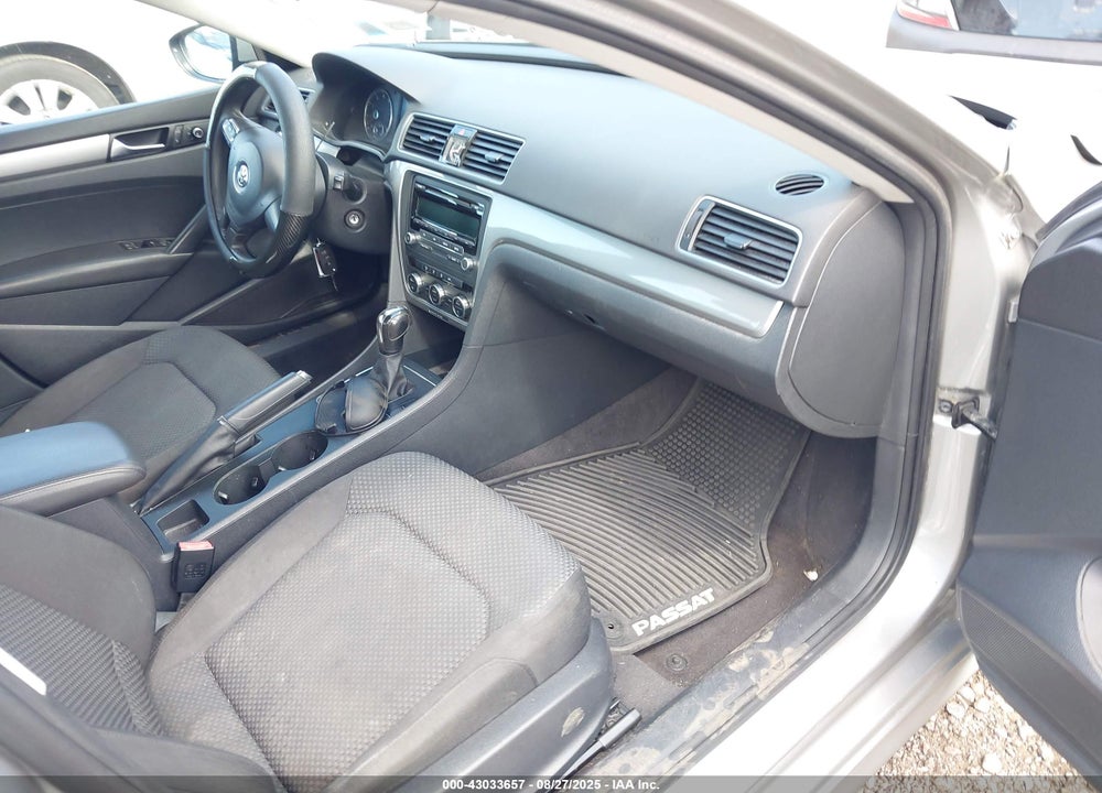 2012 VOLKSWAGEN PASSAT VIN: 1VWAP7A36CC032064