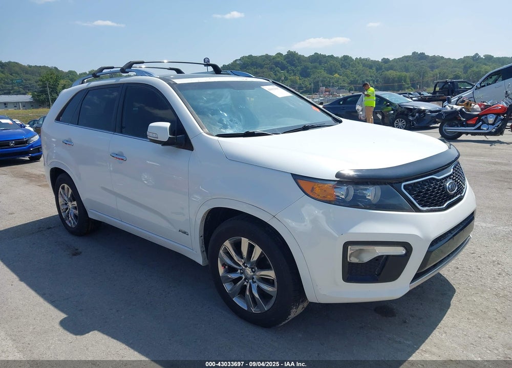 2012 KIA SORENTO VIN: 5XYKWDA26CG292847