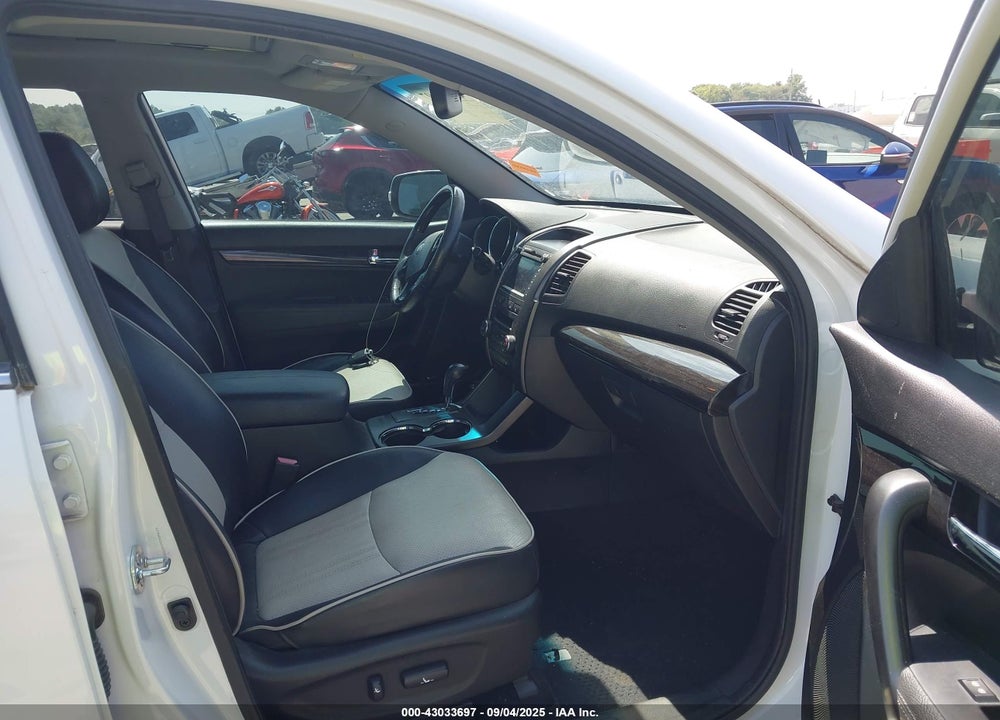 2012 KIA SORENTO VIN: 5XYKWDA26CG292847