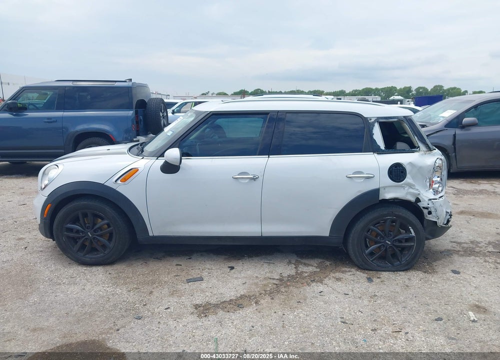 2014 MINI COUNTRYMAN VIN: WMWZB3C55EWR37874