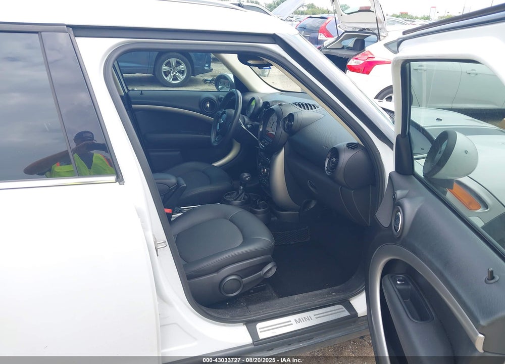 2014 MINI COUNTRYMAN VIN: WMWZB3C55EWR37874