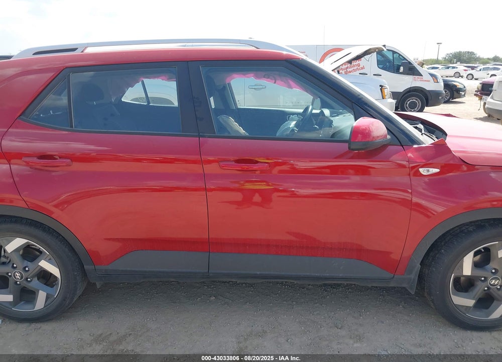 2022 HYUNDAI VENUE VIN: KMHRC8A34NU200932
