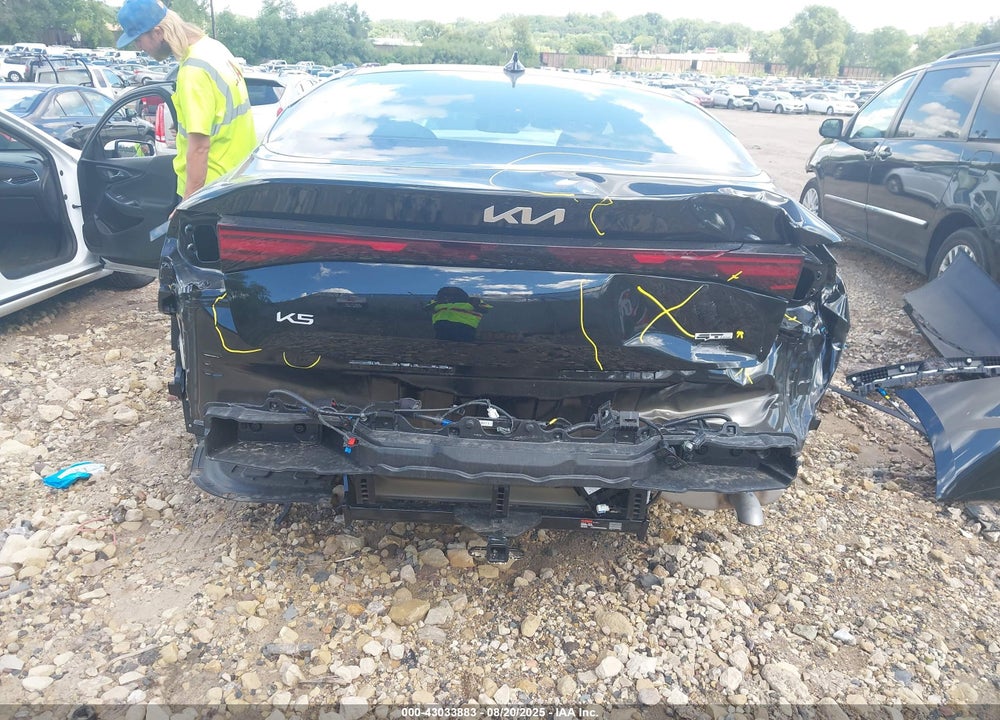 2025 KIA K5 VIN: KNAG64J7XS5350139