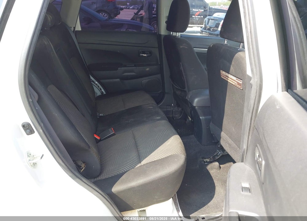 2016 MITSUBISHI OUTLANDER SPORT VIN: JA4AP3AU2GZ064107