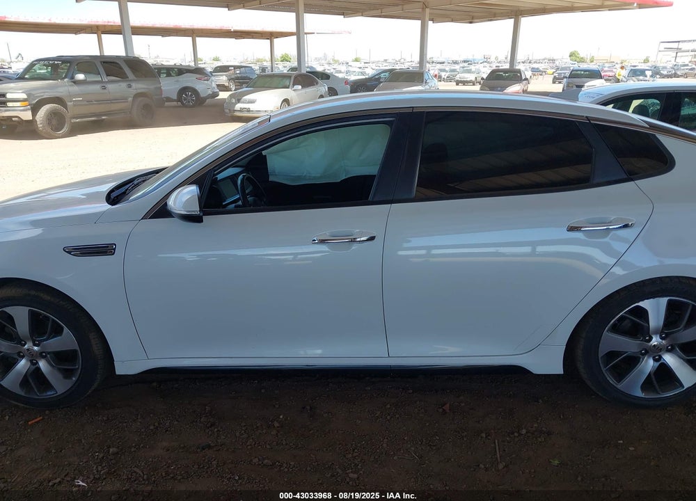 2019 KIA OPTIMA VIN: 5XXGT4L34KG361252