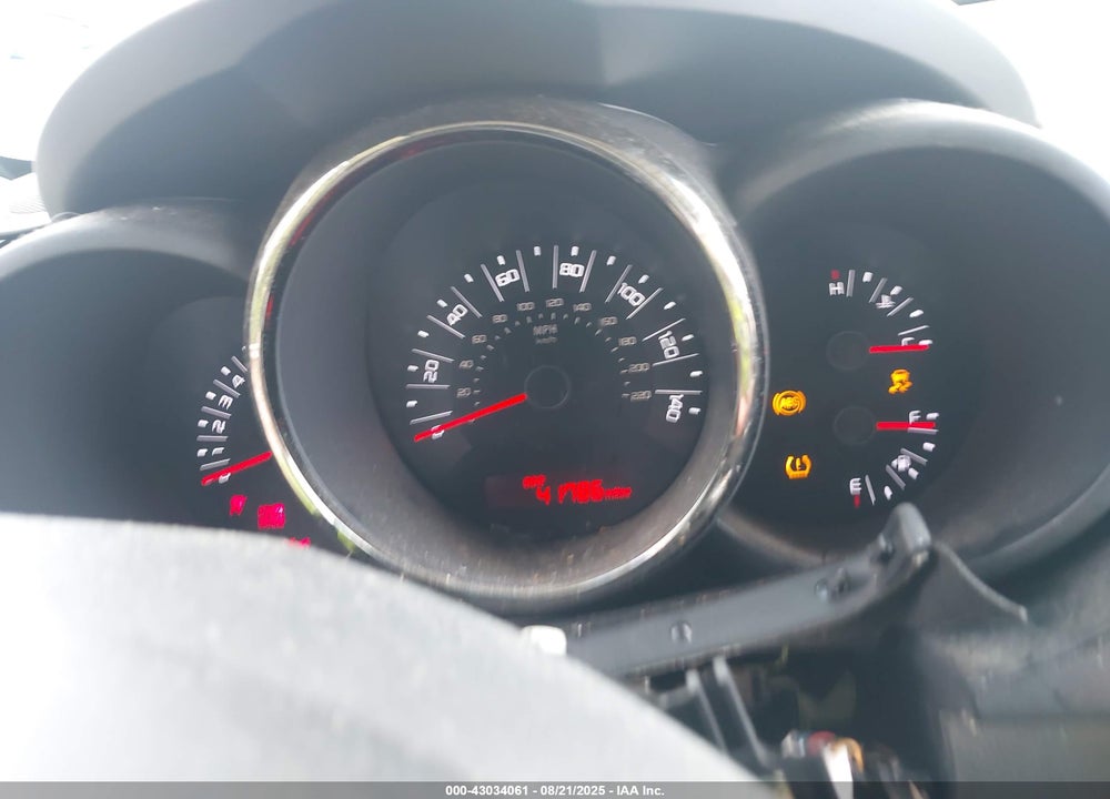 2011 KIA SOUL VIN: KNDJT2A25B7294450