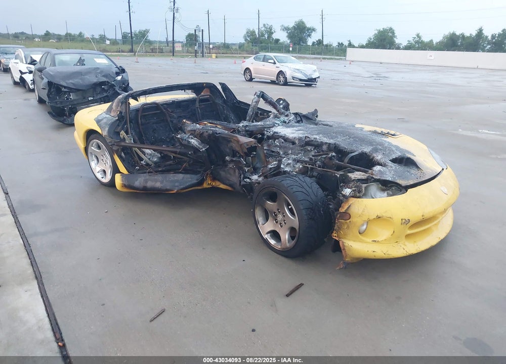 2001 DODGE VIPER RT/10 VIN: 1B3ER65E81V703127