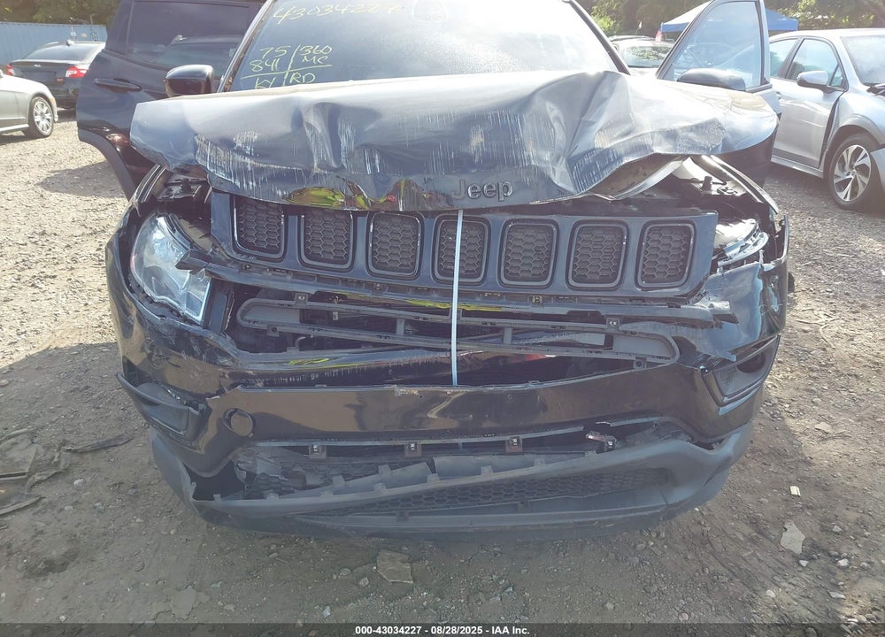 2018 JEEP COMPASS VIN: 3C4NJCBB5JT304920