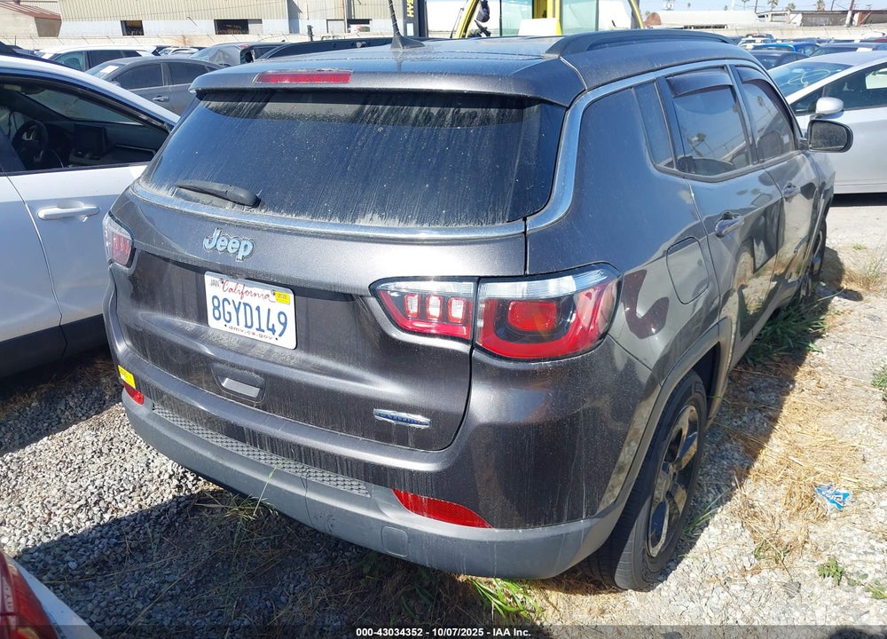 2019 JEEP COMPASS VIN: 3C4NJCBB1KT636418