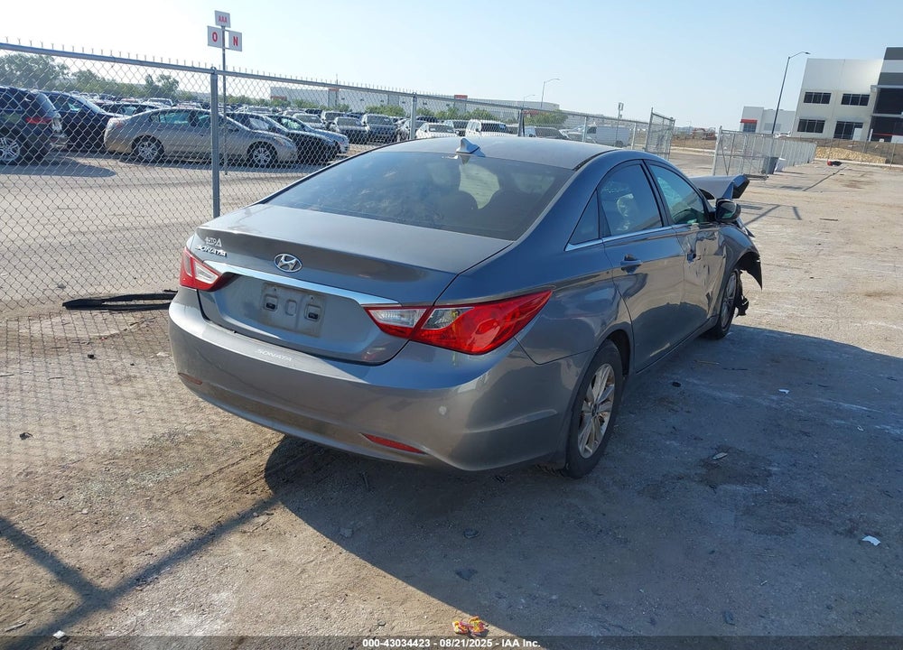 2013 HYUNDAI SONATA VIN: 5NPEB4AC4DH782733