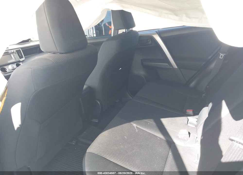 2018 TOYOTA RAV4 VIN: JTMZFREV9JJ749437