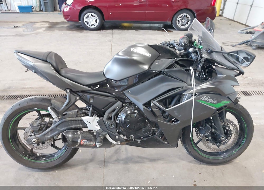 2024 KAWASAKI EX650 R VIN: ML5EXER11RDAB8256