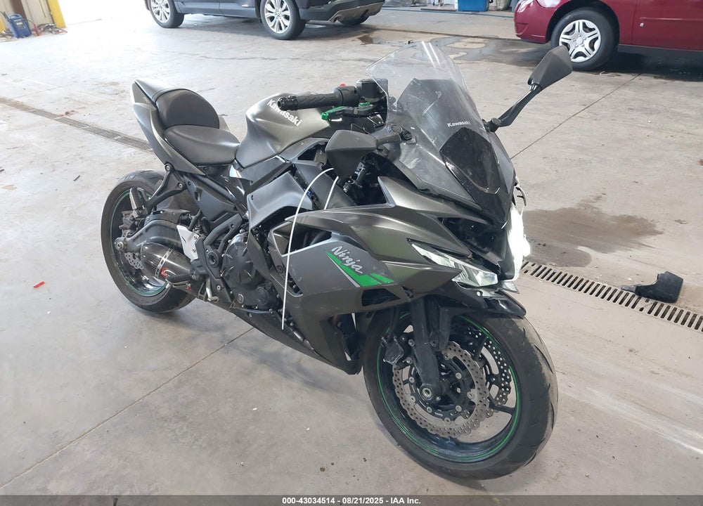2024 KAWASAKI EX650 R VIN: ML5EXER11RDAB8256
