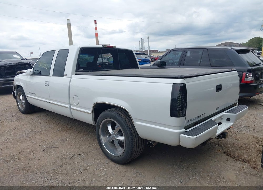 1996 GMC SIERRA C1500 VIN: 2GTEC19W8T1523785