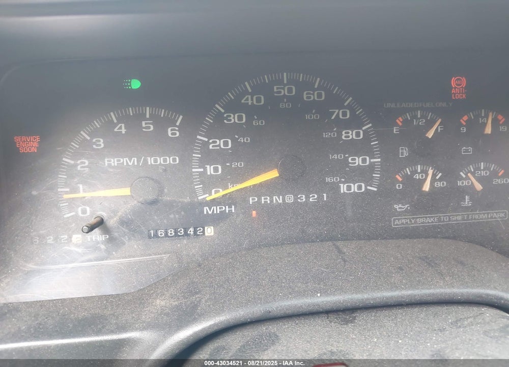 1996 GMC SIERRA C1500 VIN: 2GTEC19W8T1523785